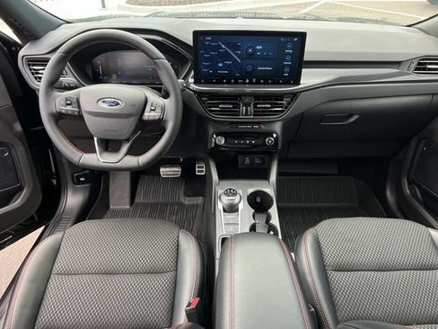 Used 2024 Ford Escape ST-Line w/ Tech Pack #1 AWD/4WD image 13