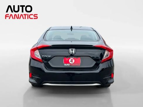 Used 2019 Honda Civic EX image 4