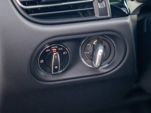 New 2026 Porsche Macan image 14