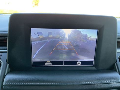 Used 2022 Chevrolet Suburban LS image 24