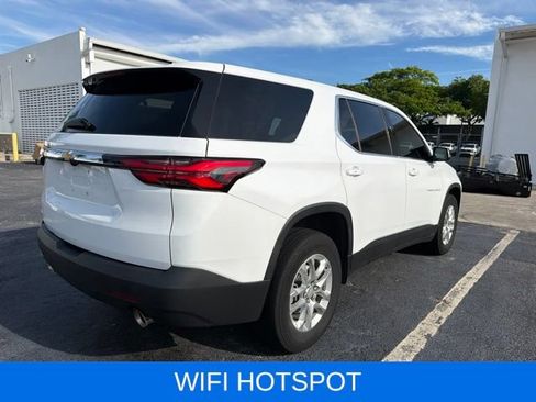 Used 2022 Chevrolet Traverse LS FWD image 7