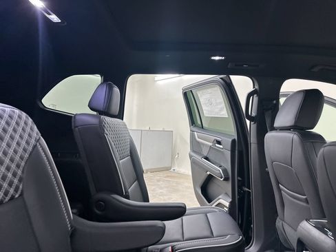 New 2026 GMC Acadia Denali w/ Super Cruise Package AWD/4WD image 25