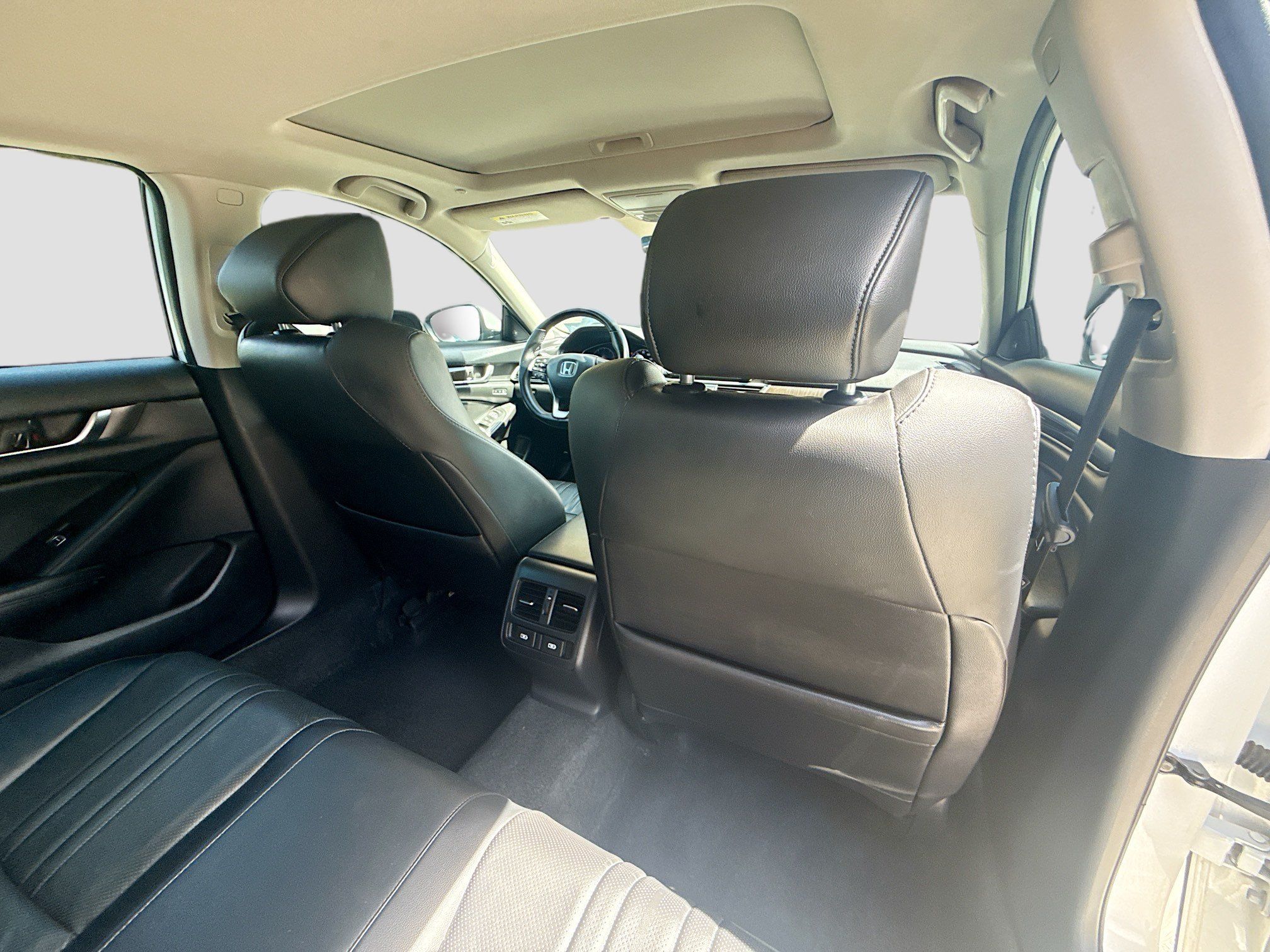 Used 2021 Honda Accord EX-L image 27