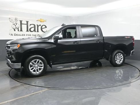 Used 2023 Chevrolet Silverado 1500 LT AWD/4WD image 31