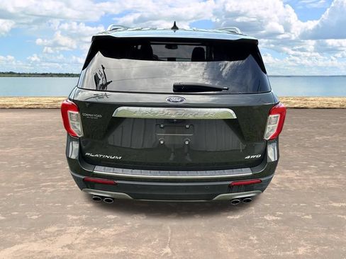 Used 2022 Ford Explorer Platinum w/ Equipment Group 601A AWD/4WD image 8