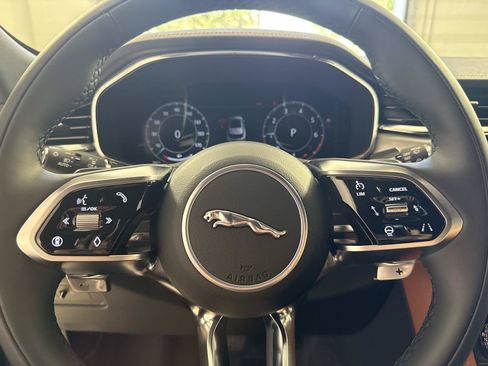 New 2026 Jaguar F-PACE R-Dynamic S AWD/4WD image 31
