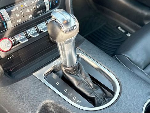 Certified 2022 Ford Mustang Premium image 18