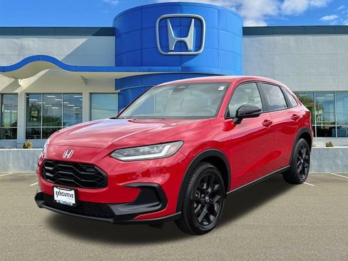 Used 2025 Honda HR-V Sport image 5