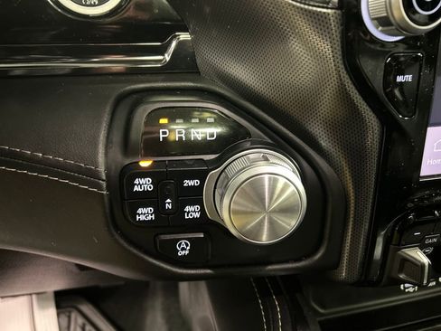 Used 2025 RAM 1500 Limited image 19