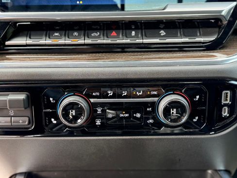 Used 2023 Chevrolet Silverado 1500 RST image 16