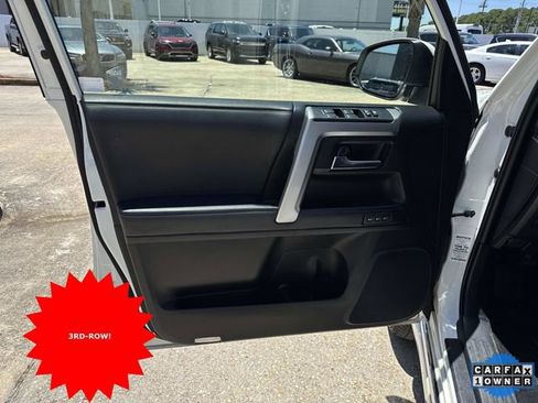 Used 2023 Toyota 4Runner Limited image 12