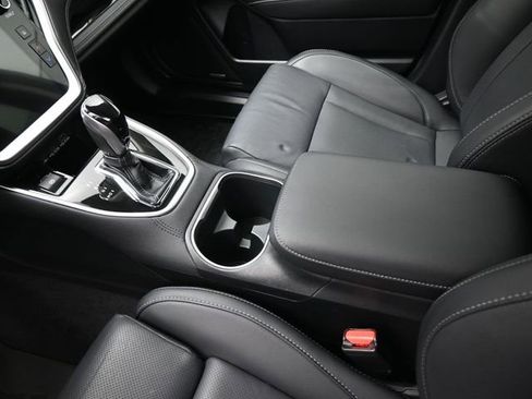 Used 2023 Subaru Outback Limited XT image 31