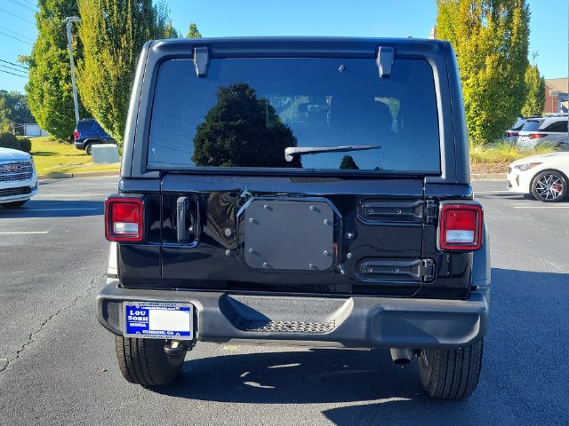 Used 2022 Jeep Wrangler Sport AWD/4WD image 5