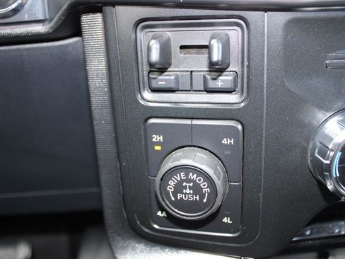 Used 2022 Ford F150 Platinum w/ Equipment Group 701A High image 24