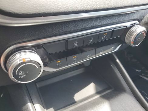 Used 2023 Nissan Altima 2.5 S FWD image 24