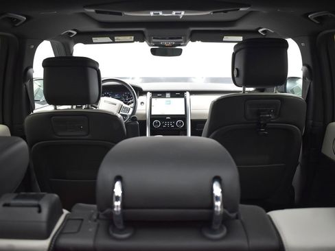 Used 2023 Land Rover Discovery HSE R-Dynamic image 19