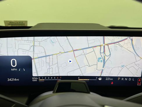 Used 2025 Buick Enclave Avenir w/ Super Cruise Package image 17