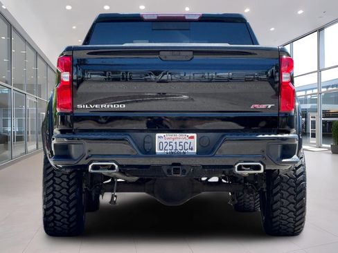 Used 2021 Chevrolet Silverado 1500 RST w/ Convenience Package II AWD/4WD image 5