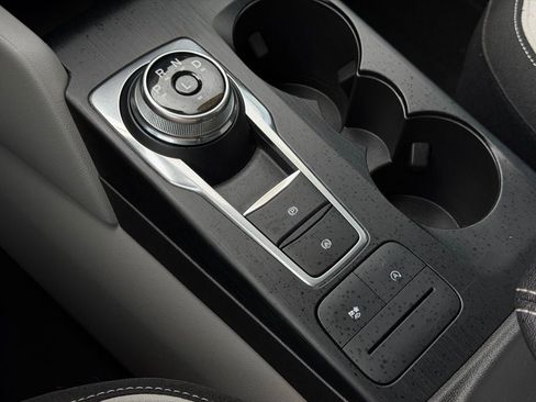 Used 2023 Ford Escape Active image 35