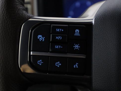 Used 2025 Ford F450 King Ranch w/ FX4 Off-Road Package image 20