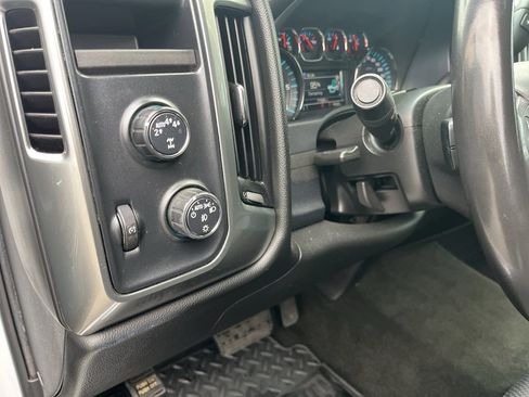 Used 2018 Chevrolet Silverado 1500 LT w/ All Star Edition image 21