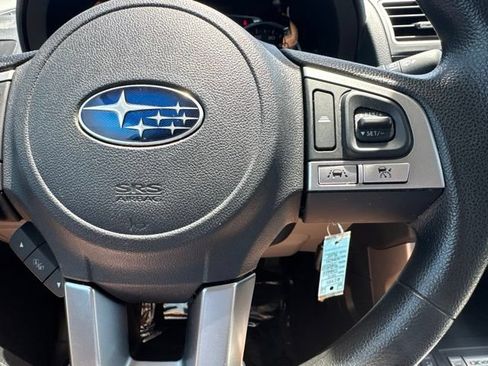 Used 2017 Subaru Forester 2.5i Premium AWD/4WD image 25