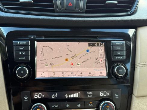 Used 2019 Nissan Rogue SL w/ Premium Package AWD/4WD image 48