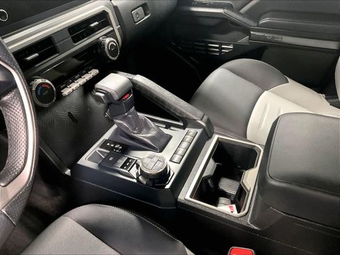 Used 2024 Toyota Tacoma TRD Off-Road image 20