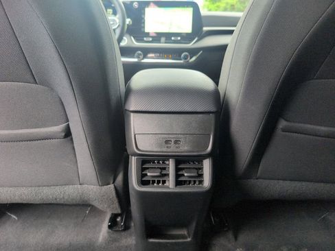 Certified 2025 Chevrolet Equinox LT FWD image 31