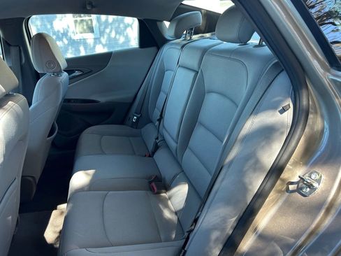 Used 2022 Chevrolet Malibu LT image 11