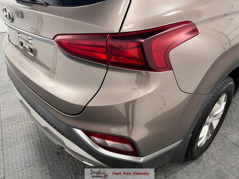 Used 2019 Hyundai Santa Fe SEL FWD image 13