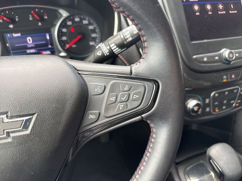 Used 2022 Chevrolet Equinox RS FWD image 32