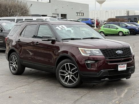 Used 2019 Ford Explorer Sport w/ Equipment Group 401A image 2