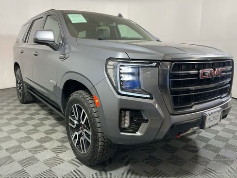 Used 2021 GMC Yukon AT4 w/ Technology Package image 4