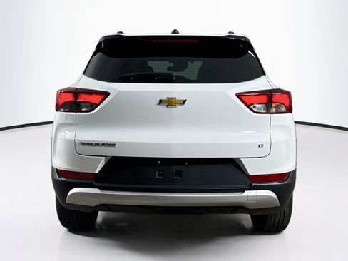 Used 2025 Chevrolet TrailBlazer LT FWD image 29