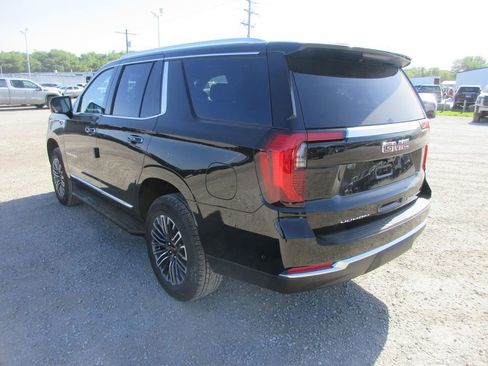 New 2026 GMC Yukon Elevation w/ Elevation Premium Package AWD/4WD image 6