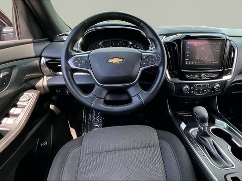 Used 2023 Chevrolet Traverse LT AWD/4WD image 10