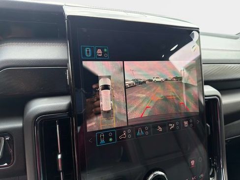 New 2026 GMC Yukon AT4 w/ AT4 Premium Plus Package AWD/4WD image 24