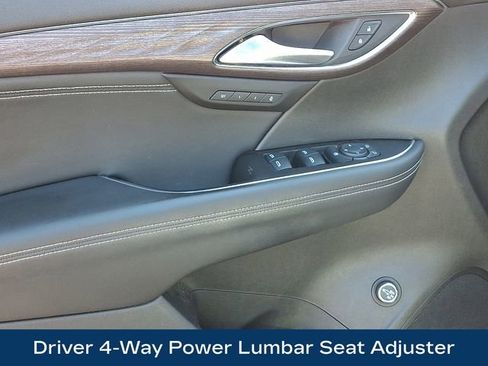 Used 2021 Buick Envision Avenir image 17