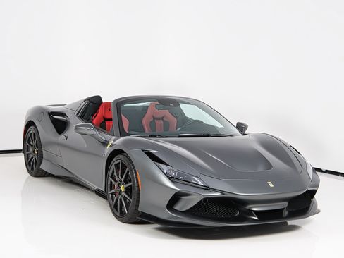 Certified 2023 Ferrari F8 Tributo RWD image 1
