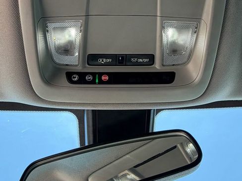 Used 2022 Chevrolet Malibu LT FWD image 17