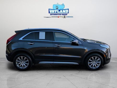 Used 2023 Cadillac XT4 Premium Luxury image 6