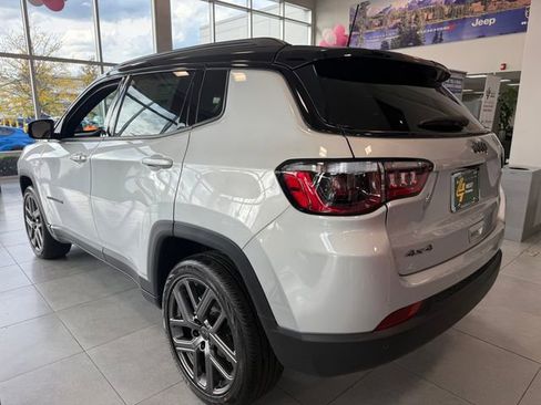New 2026 Jeep Compass Limited image 8