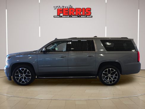 Used 2019 Chevrolet Suburban Premier AWD/4WD image 8