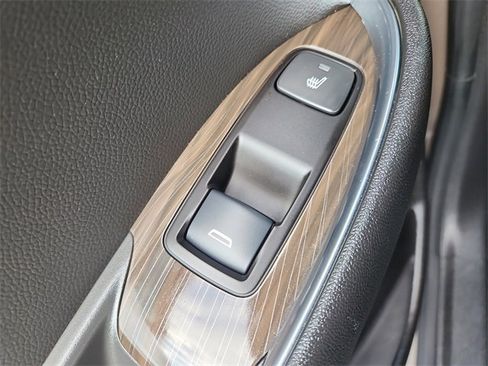 Certified 2022 Chevrolet Malibu Premier image 10