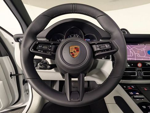 New 2026 Porsche Macan AWD/4WD image 36