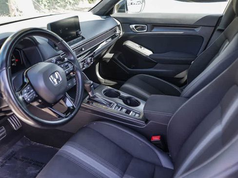 Used 2023 Honda Civic Sport image 17