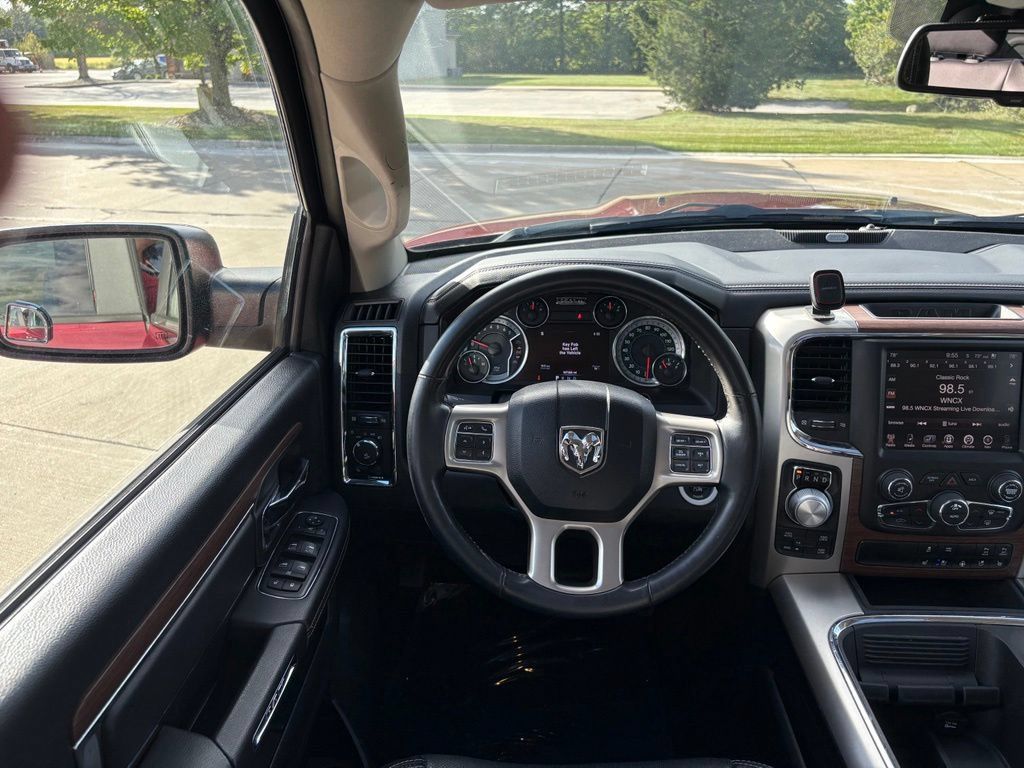 Used 2016 RAM 1500 Laramie w/ Convenience Group AWD/4WD image 50