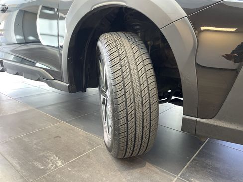 Used 2023 Subaru Outback Limited image 13