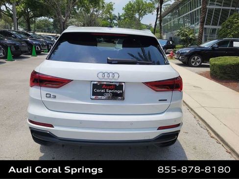 Used 2021 Audi Q3 2.0T Premium w/ Convenience Package AWD/4WD image 7